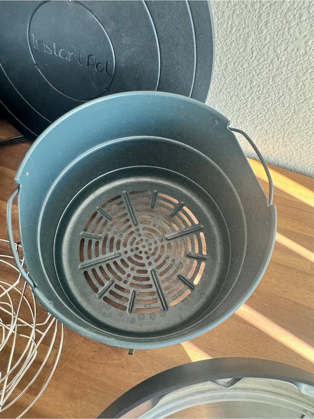 Instant Pot multi cooker
